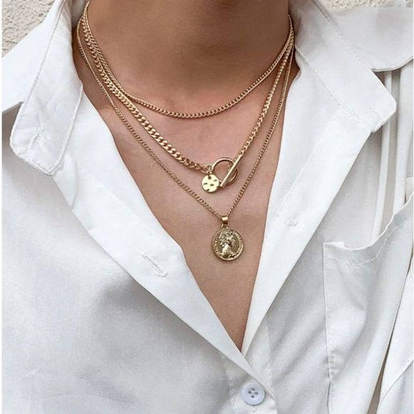 Jewelry - 7/$35 Gold Color Three Layer Toggle Medallion Necklace